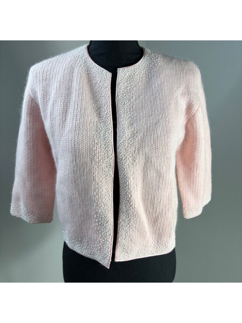 Pogue's Vintage Sweater Medium Pink Lambs Wool Angora Rabbit Hair Hong Kong 60s
